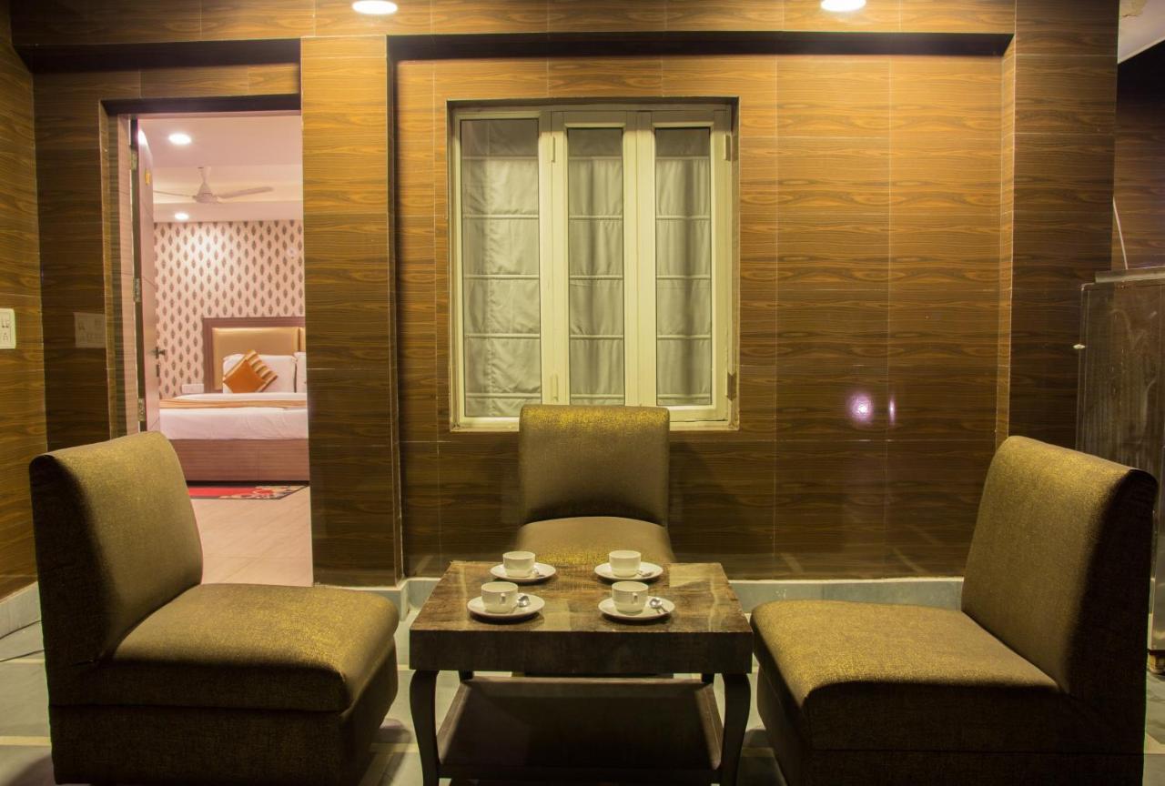 Hotel Pawan Plaza Near Sir Ganga Ram Hospital Delhi  Luaran gambar