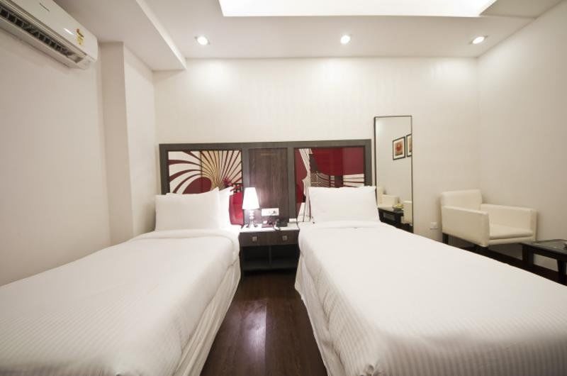 Hotel Pawan Plaza Near Sir Ganga Ram Hospital Delhi  Luaran gambar
