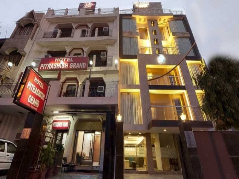 Hotel Pawan Plaza Near Sir Ganga Ram Hospital Delhi  Luaran gambar