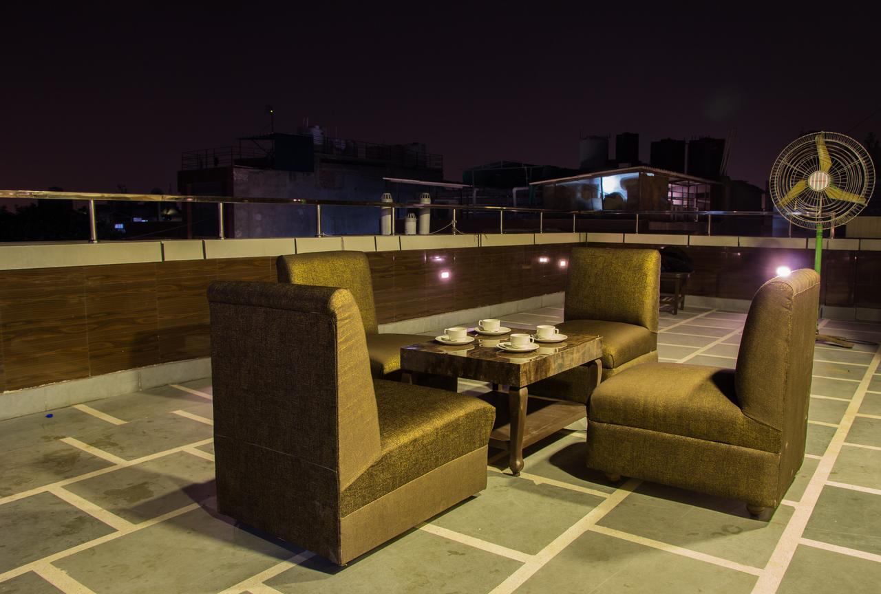 Hotel Pawan Plaza Near Sir Ganga Ram Hospital Delhi  Luaran gambar